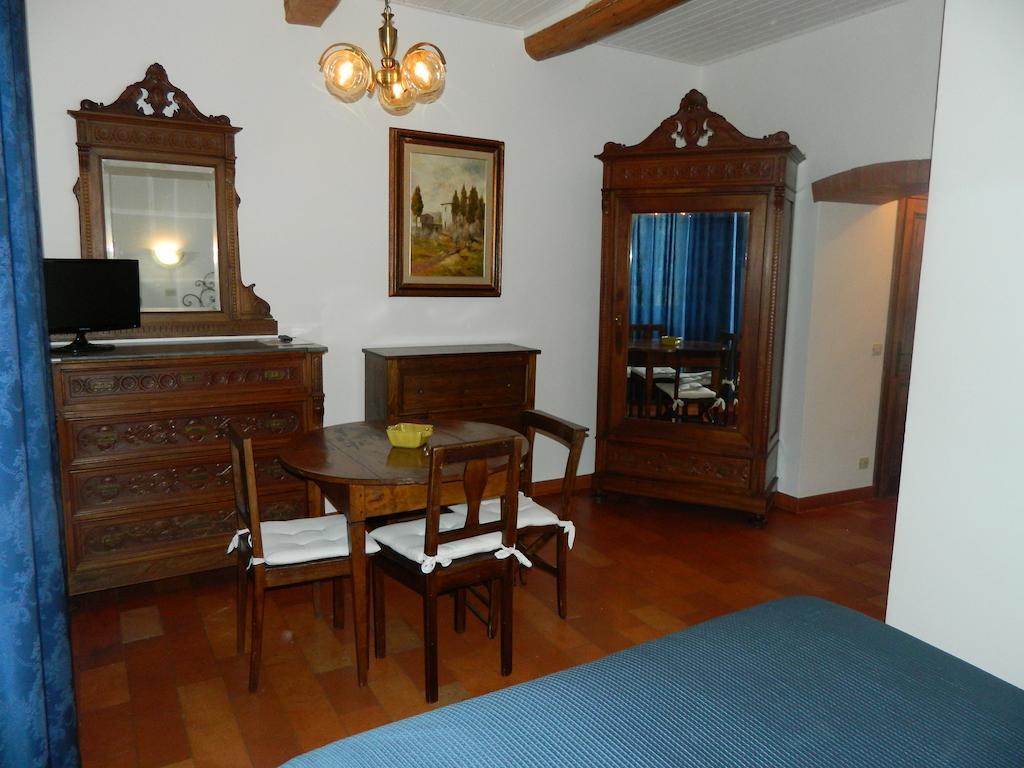 Le Gret Villa Subbiano Cameră foto