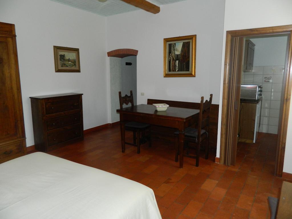Le Gret Villa Subbiano Cameră foto