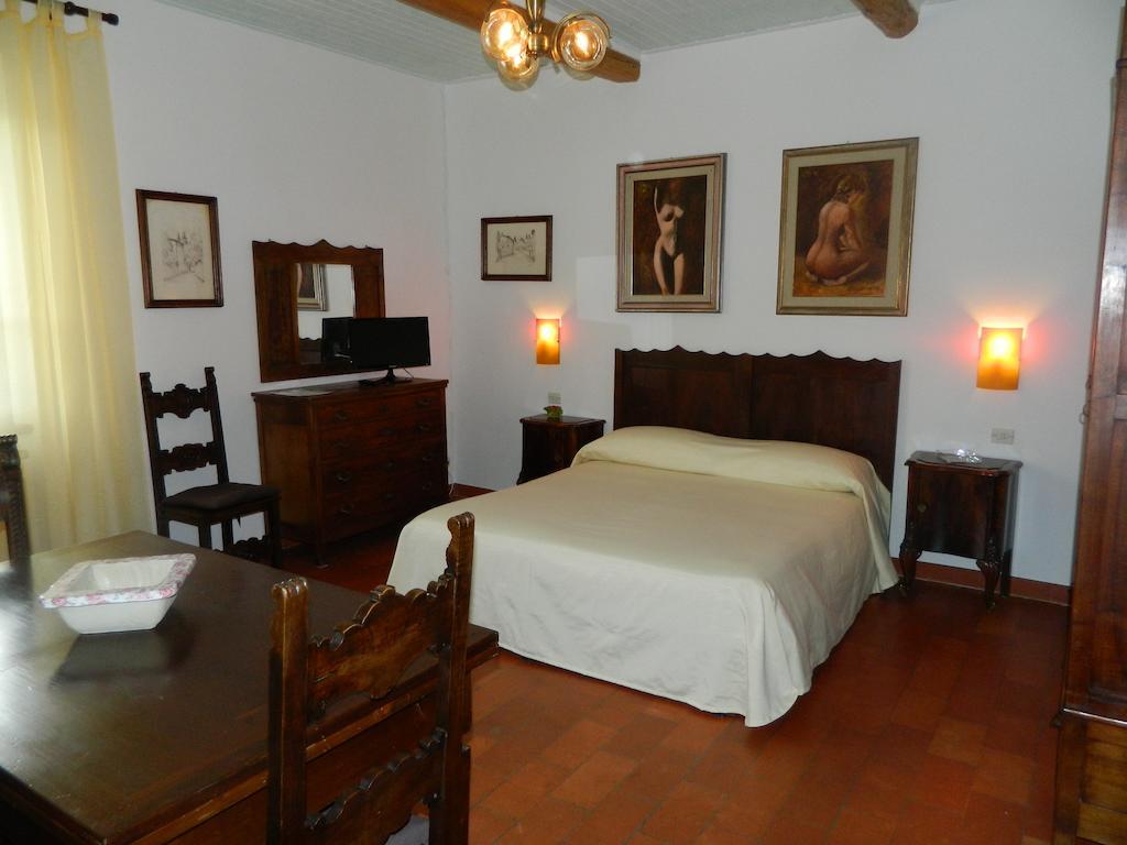 Le Gret Villa Subbiano Cameră foto